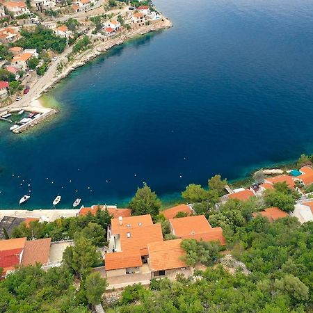 Villa Relax , With Seaview And Two Pools Near Beach Starigrad  Luaran gambar