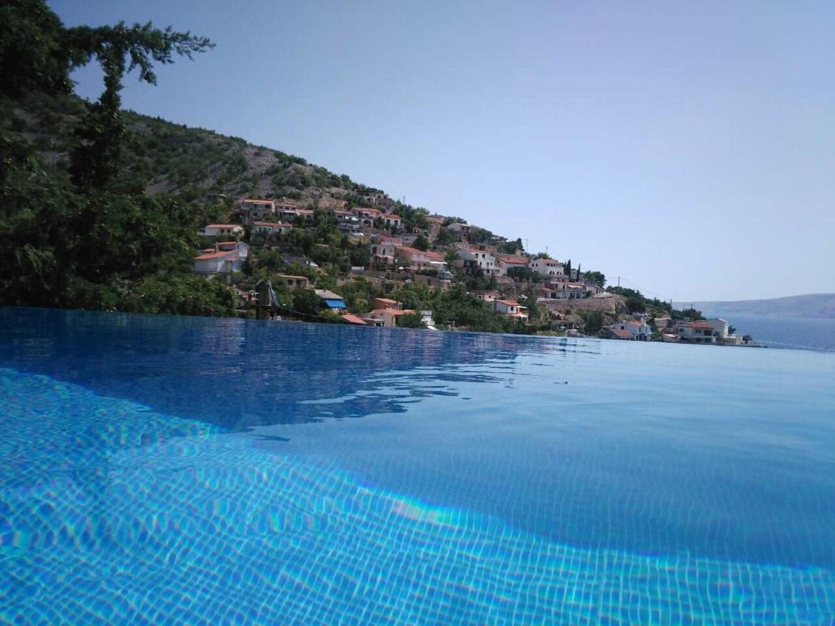 Villa Relax , With Seaview And Two Pools Near Beach Starigrad  Luaran gambar